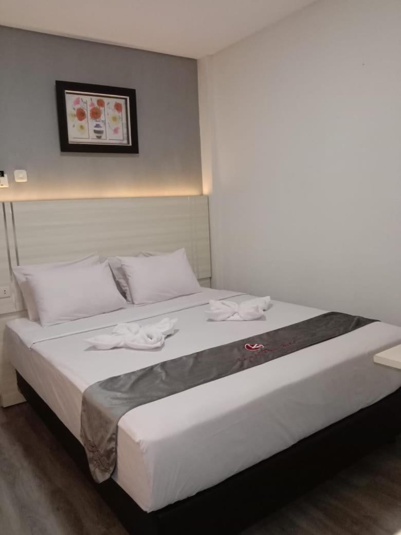 Kurnia Dua Hotel 2*